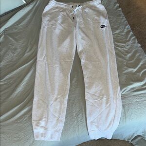 Nike Smoky White Joggers